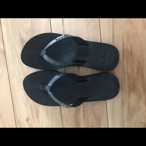 Reef star cushion flip flops